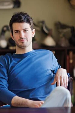 Lake Men's Long Sleeve Pima Tee In True Navy 7 Lake Men's Long Sleeve Pima Tee In True Navy -Sleepwear Shop EU2A7022 WEB